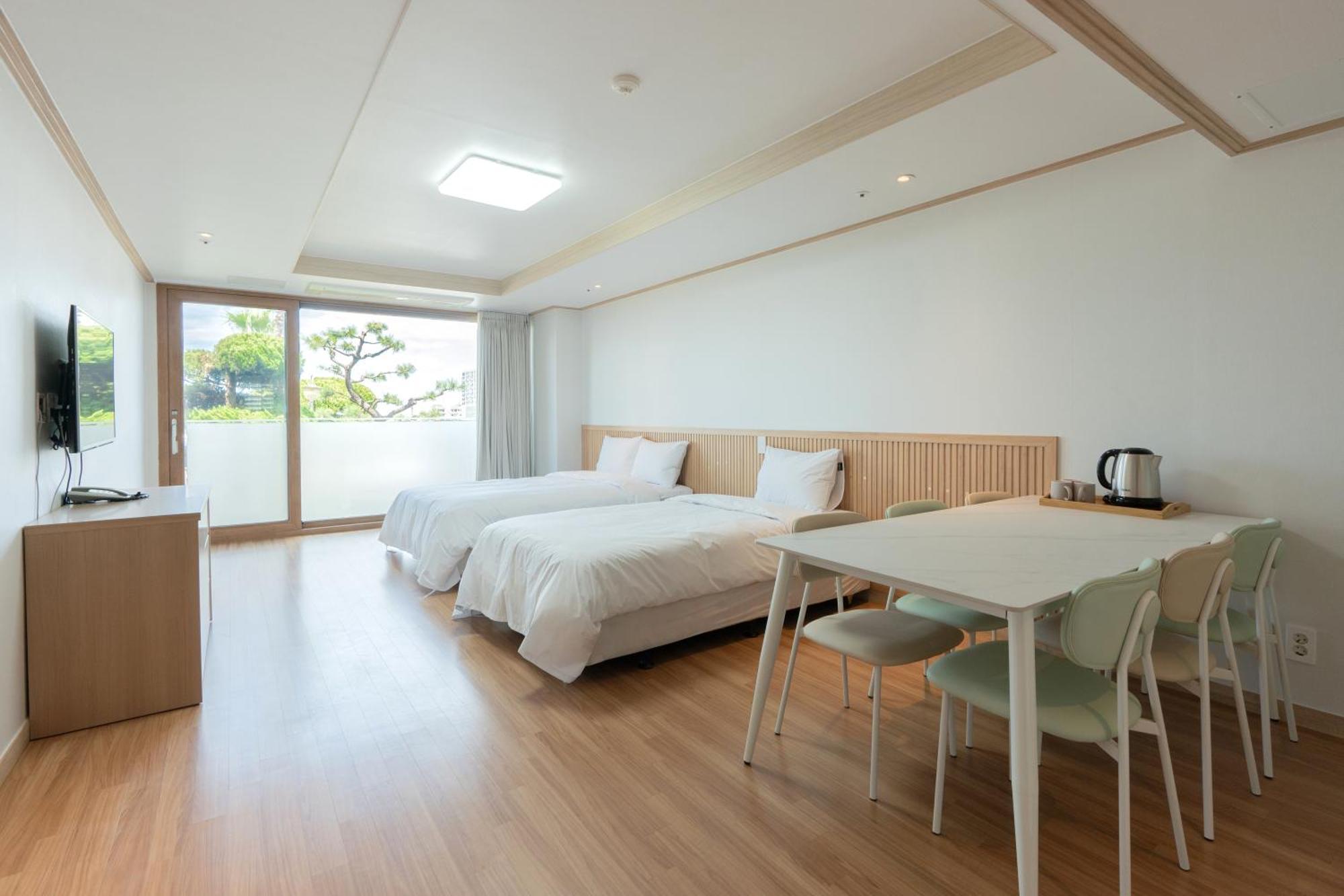 Ocean Palade Hotel Jeju Eksteriør billede