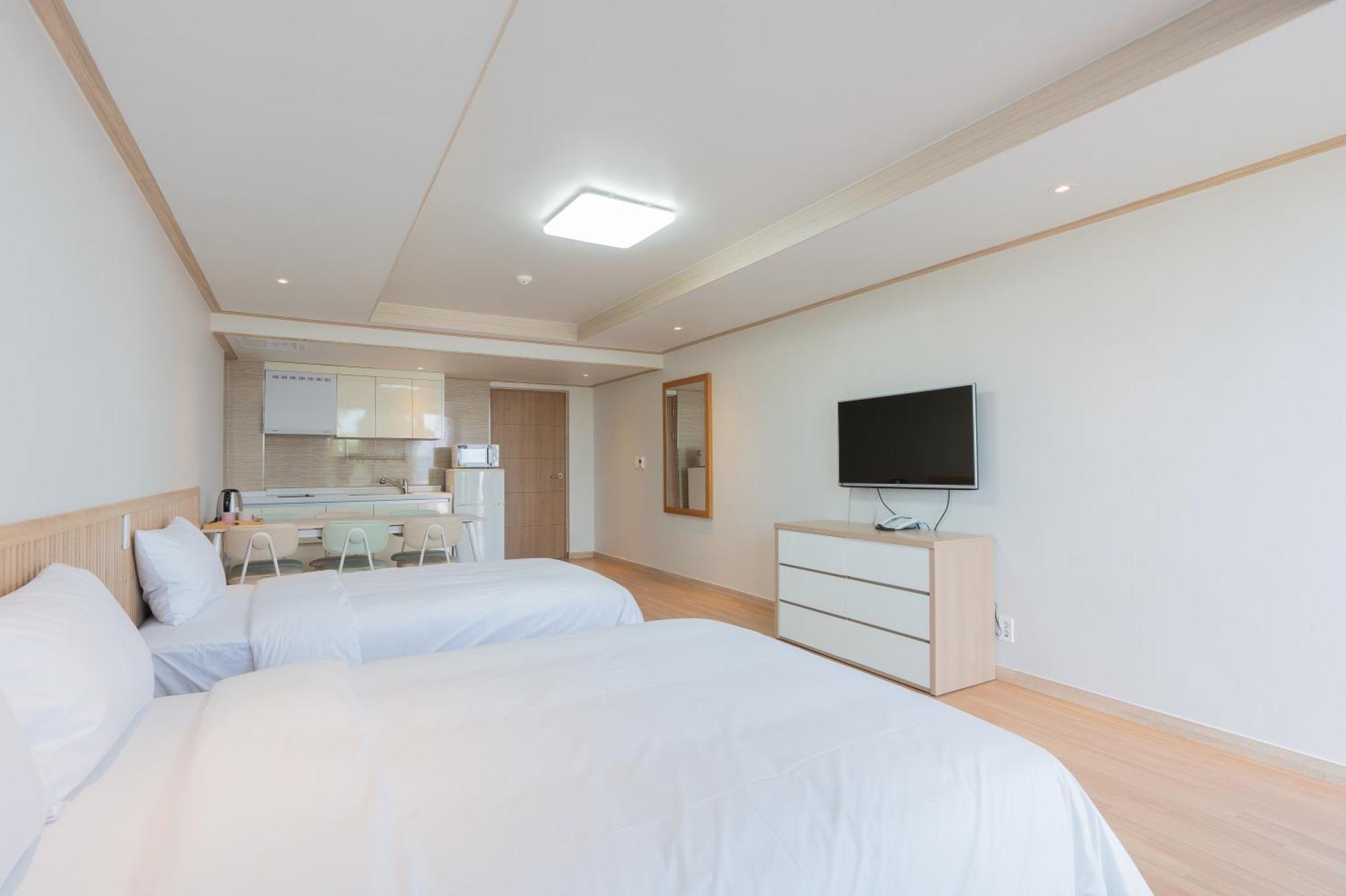 Ocean Palade Hotel Jeju Eksteriør billede